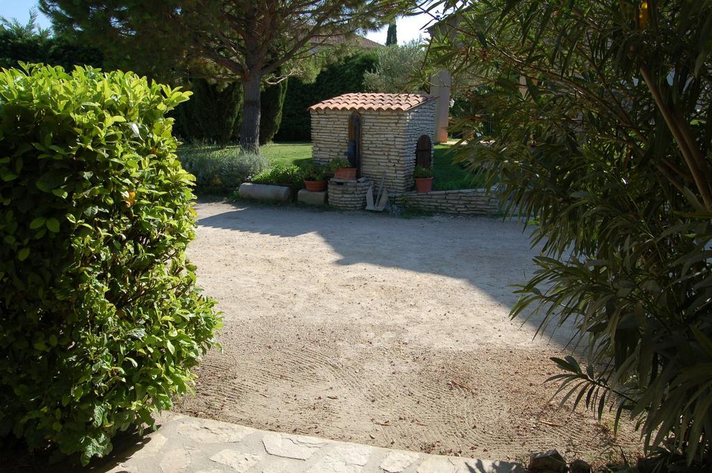 Le Gite De Lolivier En Provence Aramon Exteriér fotografie
